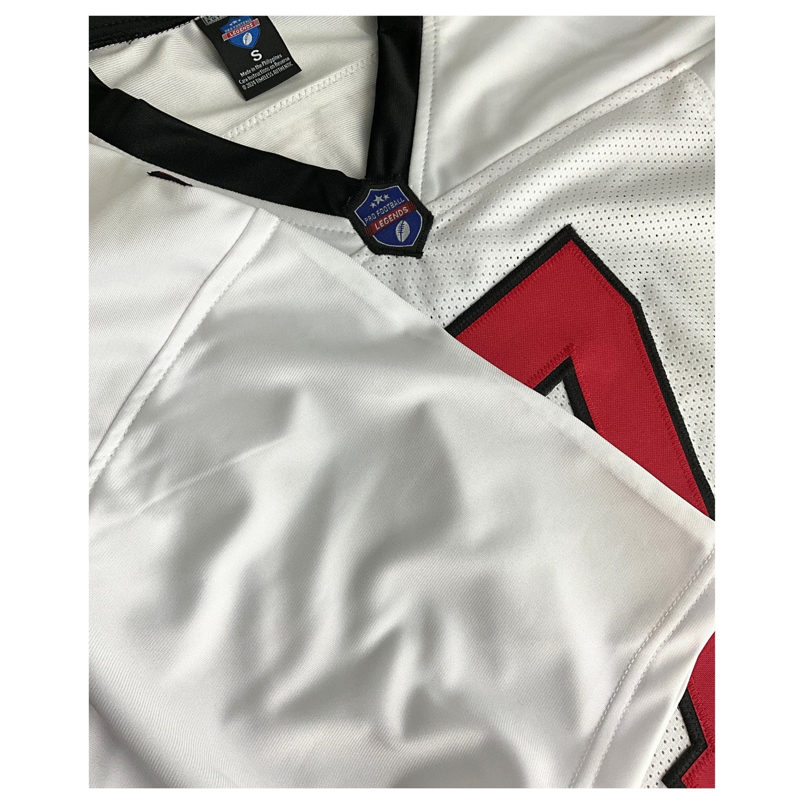 Michael Vick Jersey White Atlanta |  Unisex Adult Sizes S-5XL Unsigned Custom Sewn Stitched