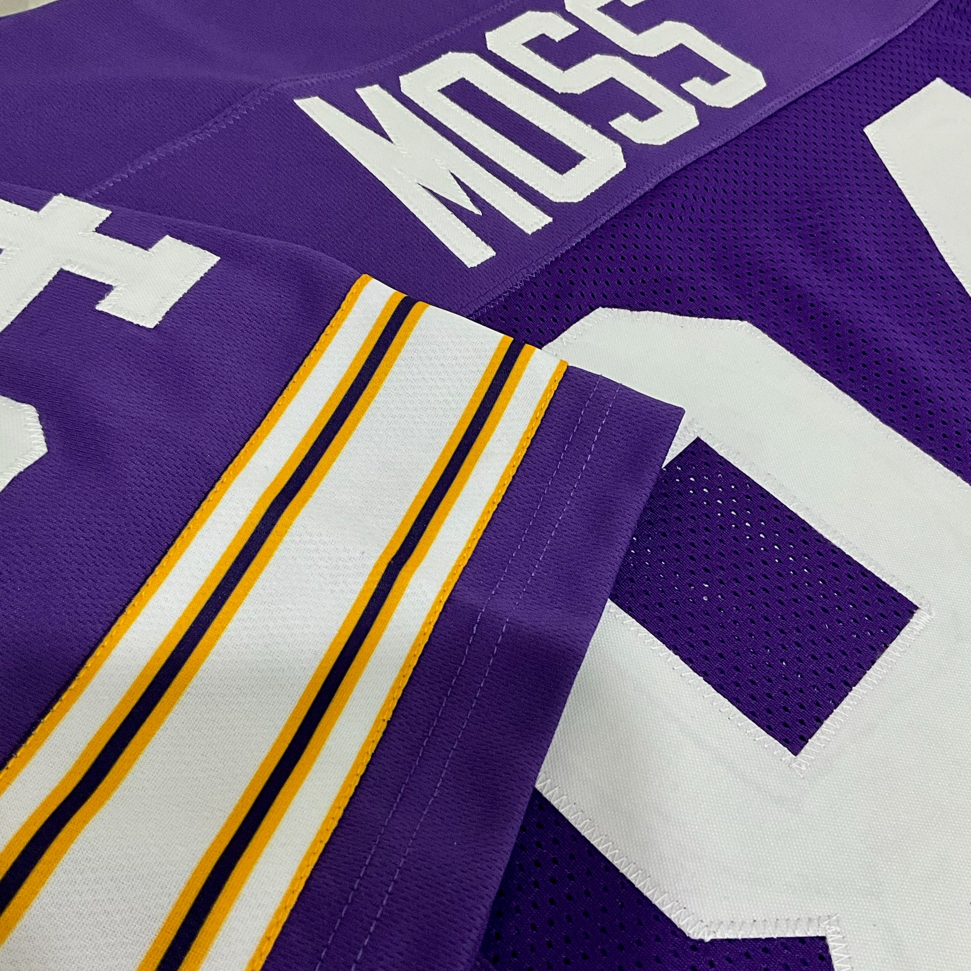 Randy Moss Jersey Purple Minnesota | S-5XL Unsigned Custom Sewn Stitch